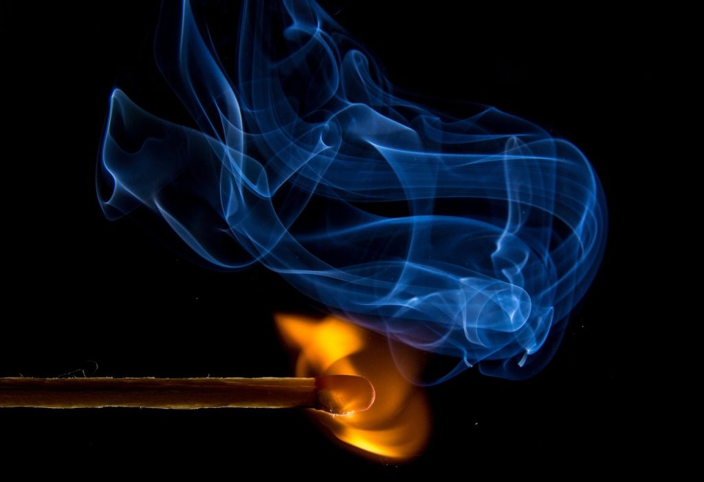 fire, match, smoke-549103.jpg