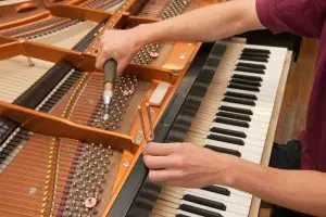 tuner, piano, music-6284115.jpg